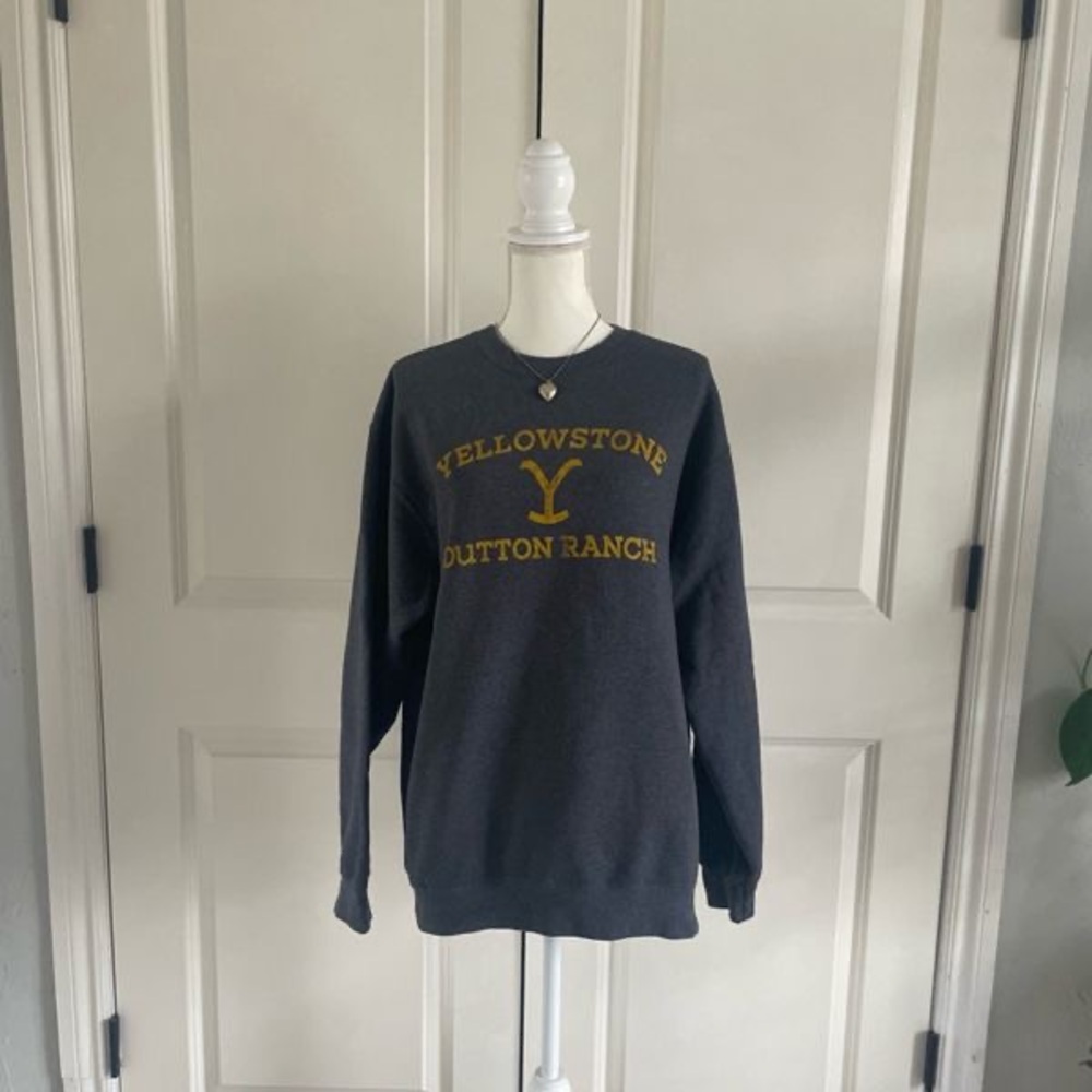 Yellowstone Dutton Ranch Charcoal Crewneck Sweatshirt